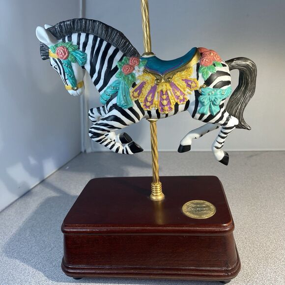 VTG 1992 San Francisco Music Box  Carousel Zebra  Wind Up Music Box - Picture 1 of 15